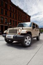 Jeep Wrangler Sahara Unlimited 2011 года